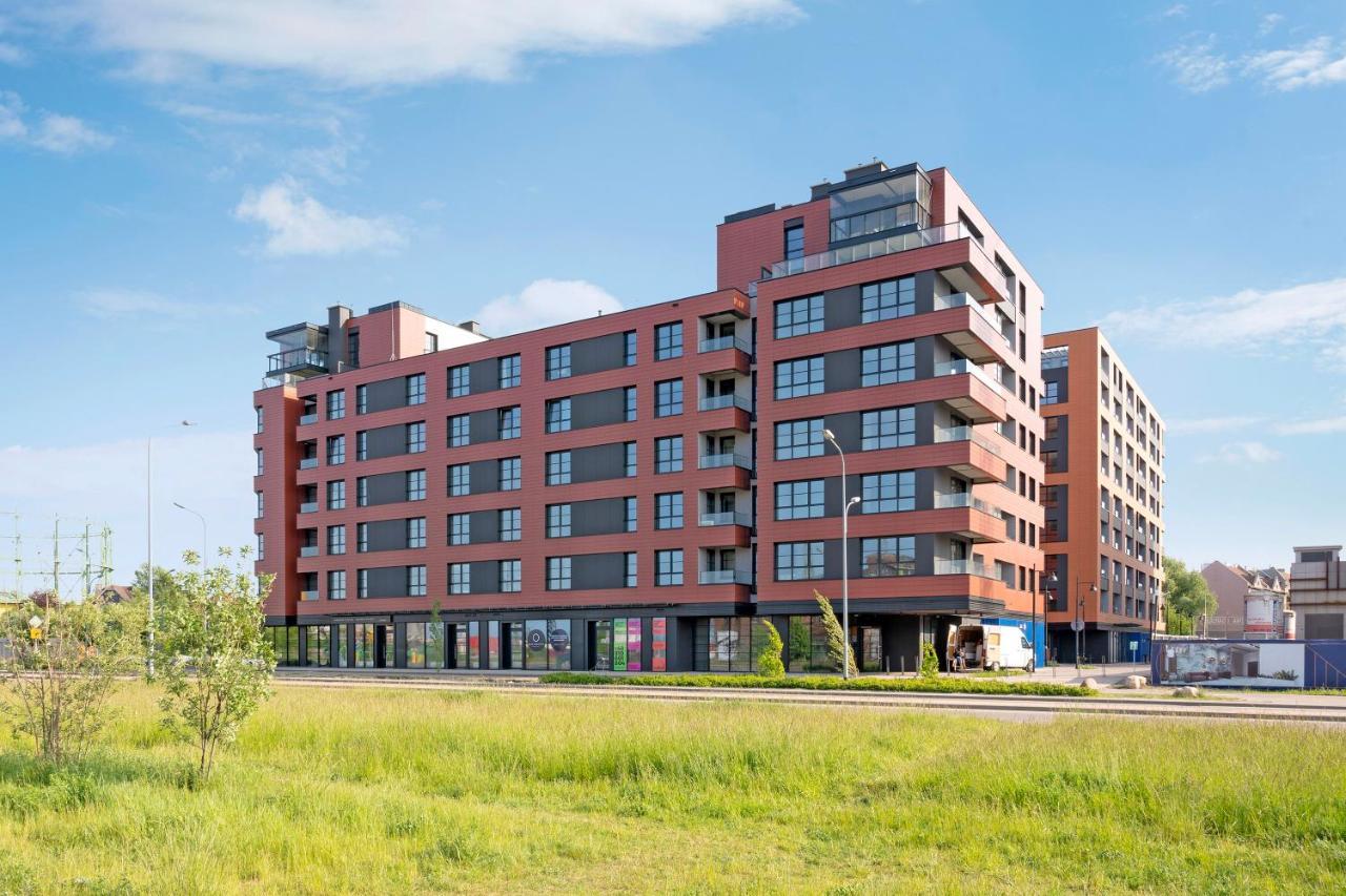 Flatbook - City Center Apartments Doki Living Gdańsk Kültér fotó